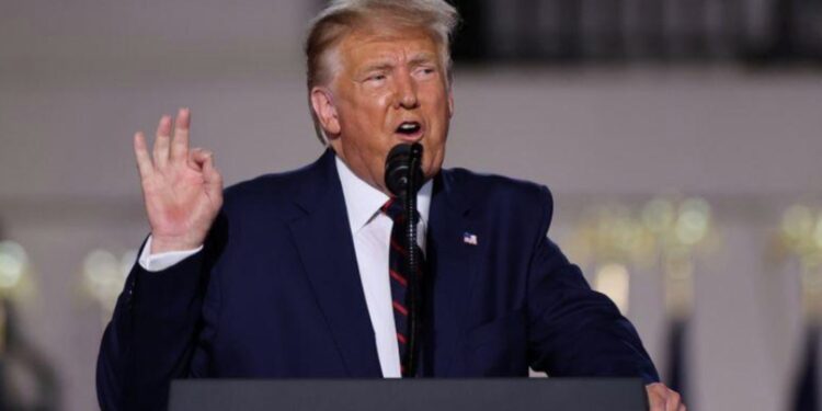 Avión lleno de matones buscaba perjudicar Convención Republicana: Trump
