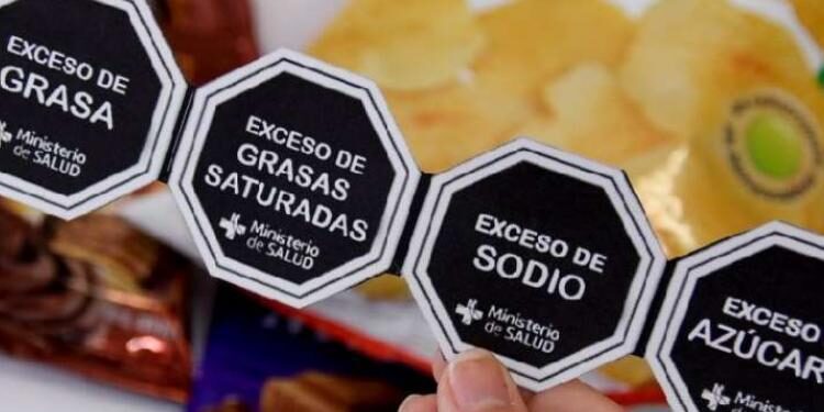 OMS otorga reconocimiento a México por etiquetado frontal en alimentos y bebidas
