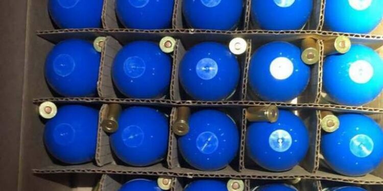 Localizan 50 granadas en un autobús de pasajeros en Sonora