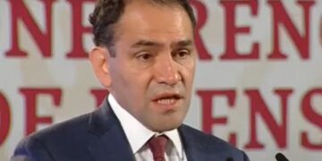 Crecimiento económico en 2021 no depende de vacuna contra covid-19: Arturo Herrera