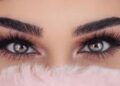 La guía para hacer crecer tus cejas