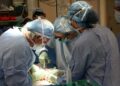 Realizan en México cirugía de trasplante bipulmonar a paciente tras covid-19