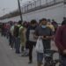México plantea a EEUU prolongar restricciones en la frontera