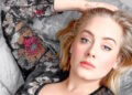 Adele exhibe un abdomen plano