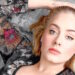 Adele exhibe un abdomen plano