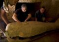 Descubren 14 sarcófagos de hace 2 mil 500 años en Saqqara, Egipto