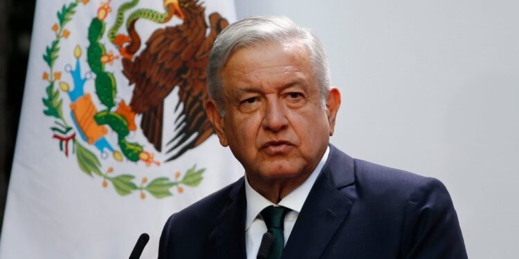 Saldremos de la pandemia con un mejor sistema de salud: AMLO