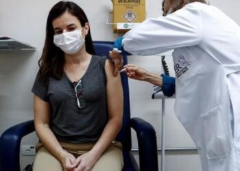 Segundo voluntario con enfermedad neurológica por pruebas con vacuna de AstraZeneca
