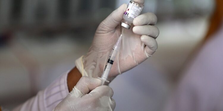 FDA suspende ensayo de potencial vacuna contra covid-19 de Inovio