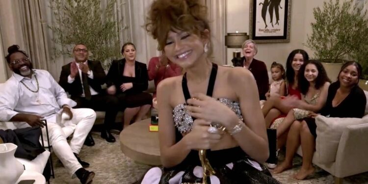 Zendaya, mejor actriz del año en los premios Emmy