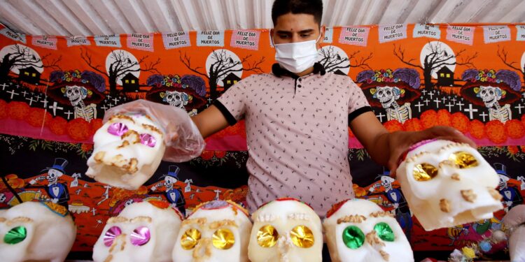 México acumula 89 mil 814 muertos y 901 mil 268 casos  de COVID-19