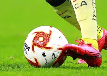 Viernes futbolero, todos los partidos para hoy