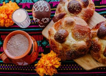 El origen del pan de muerto y sus variedades regionales