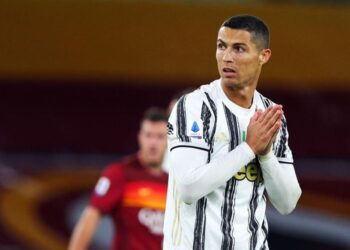 Cristiano Ronaldo vuelve a dar positivo a covid-19