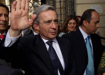 Conceden la libertad inmediata al expresidente colombiano Álvaro Uribe