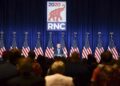 Trump arranca trepidante gira por EEUU