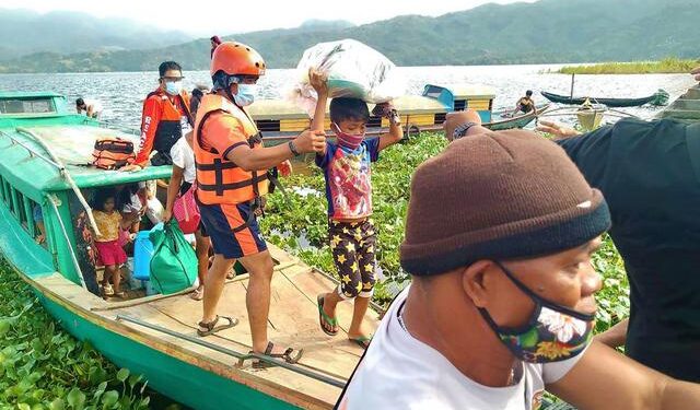 Filipinas evacua a un millón de personas por tifón “Goni”