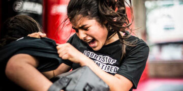 La rutina de Krav Maga para quemar todas las calorías y ganar fuerza