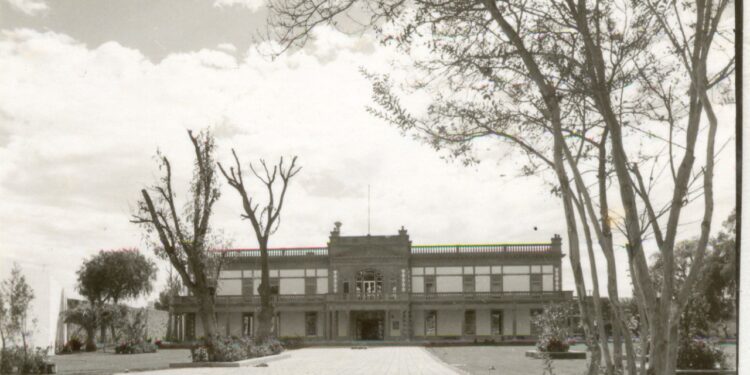 Sábados con el experto “Los 50 años del Museo Francisco Cossío”