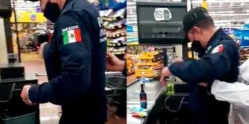 Sorprenden a policía robando en tienda de Nezahualcóyotl