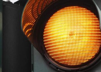 En semáforo amarillo seria grave relajar medidas sanitarias