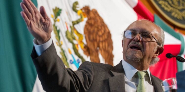 UNAM formaliza petición de medalla Belisario Domínguez para Mario Molina