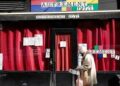 Francia compensará con mil mde a empresas por toque de queda