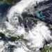 Delta se intensifica a huracán categoría 2; avanza a costas mexicanas