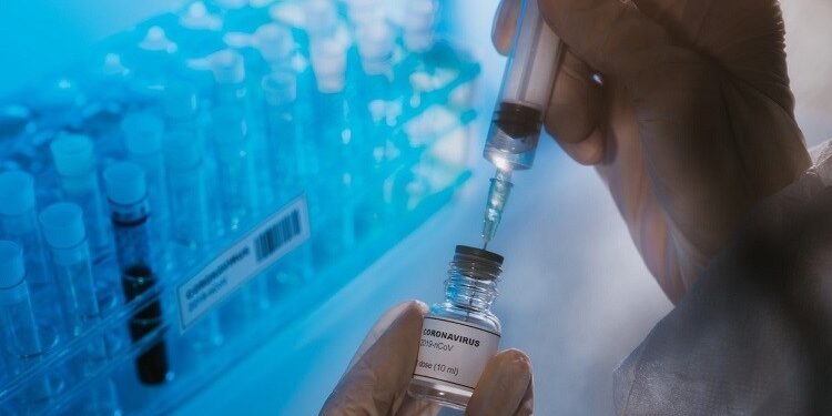 Siete laboratorios realizarán la fase 3 de la vacuna contra el covid-19 en México