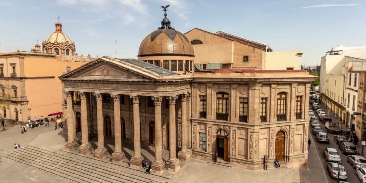 Continúan funciones en el Teatro de la Paz en tiempos de pandemia