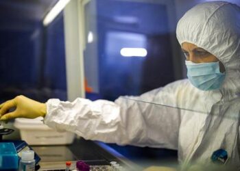 Identifican mutación del coronavirus que se expandió por Europa desde España