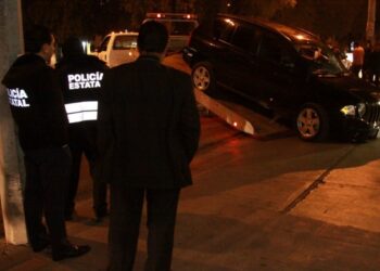 Asesinan a dos policías tras ataque en bar de Zacatecas