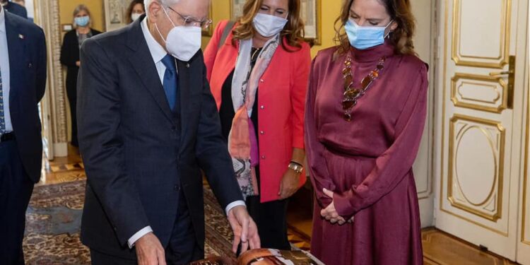 Beatriz Gutiérrez Müller, se reúne con el presidente de Italia