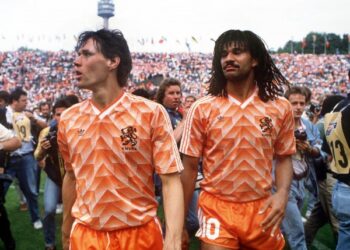 Jerseys de futbol vintage que puedes encontrar en línea