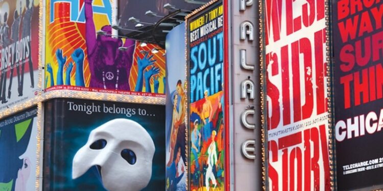 Broadway se mantendrá cerrado hasta finales de mayo
