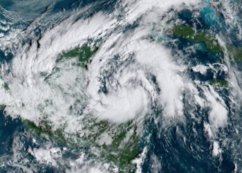 Tormenta Gamma se  intensifica cerca de las costas de Quintana Roo