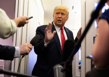 Registros fiscales delatan que Trump tiene una cuenta bancaria en China