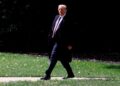 Trump experimenta síntomas leves de COVID-19, informa la Casa Blanca