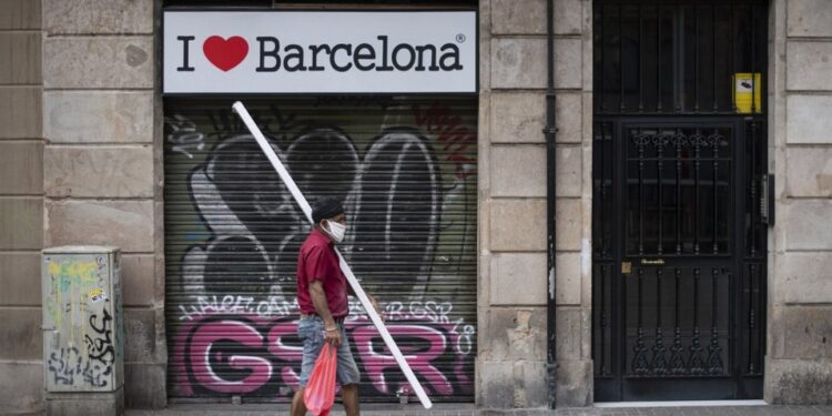 España en estado de alarma; segunda ola de covid y toque de queda