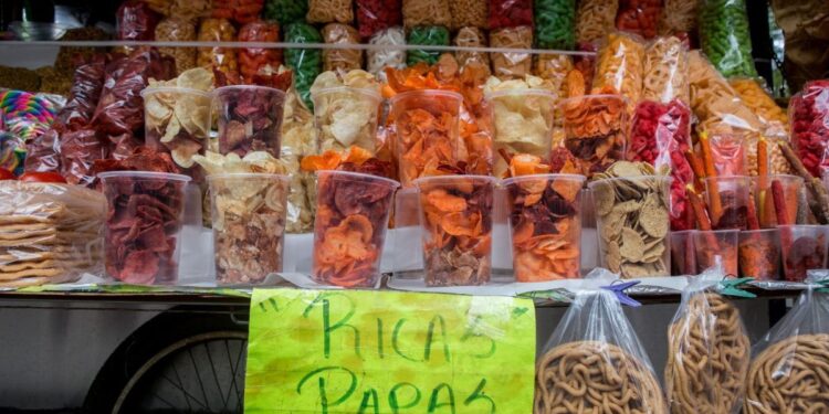 Coneval pide asegurar buena alimentación a la población
