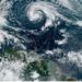 Huracán Epsilon podría intensificarse mientras avanza hacia Bermudas