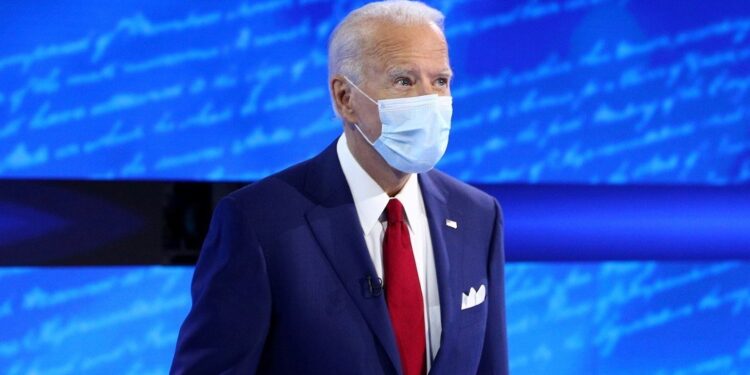 Encuestas amplían ventaja de Joe Biden sobre Donald Trump