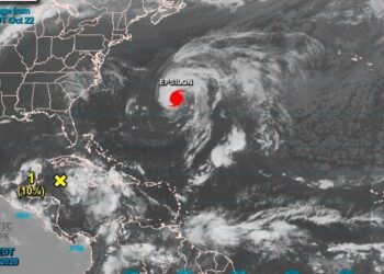 Nueva tormenta se aproxima al Caribe mexicano