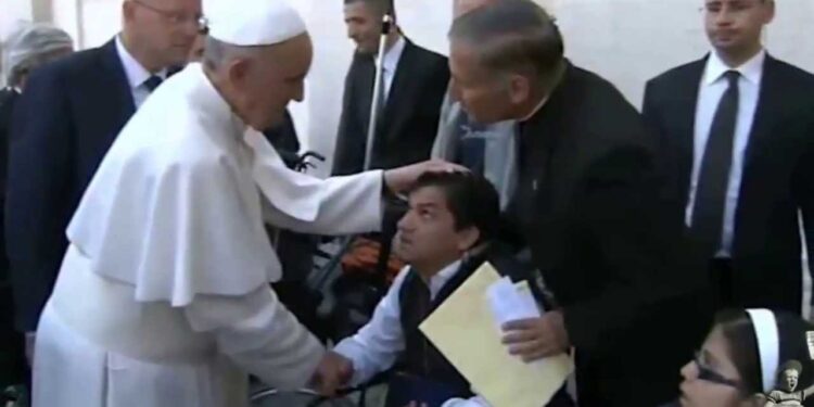 The Pope’s Exorcist, película inspirada en sacerdote que realizó más de 100 mil exorcismos