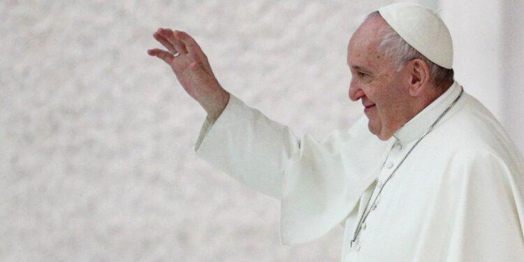 Papa Francisco estuvo posiblemente en contacto con obispo infectado de covid, advierte Australia