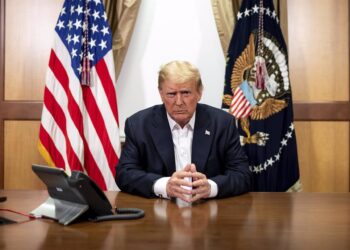 Trump afirma que tratamiento Regeneron es “una cura” contra el covid