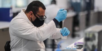 AstraZeneca suministrará 216 millones de vacunas Latinoamérica, entre ellos México