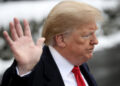 Biden ‘ganó’, Trump culpa a teorías de la conspiración