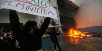 ONU condena operativo policial que disparó contra feministas en Cancún