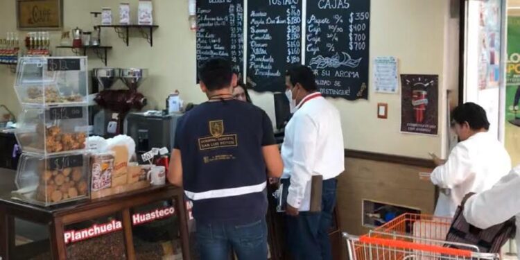 Refuerzan protocolos de higiene durante el Buen Fin